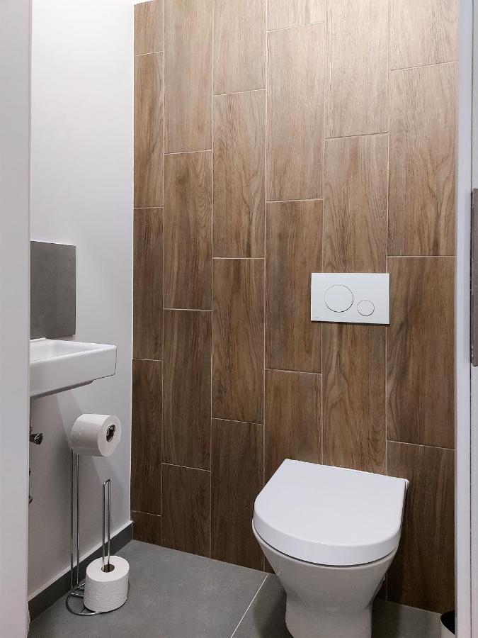 Linden Apartman 107 Glamour (Adults Only) โมชนมายารูวาร์ ภายนอก รูปภาพ