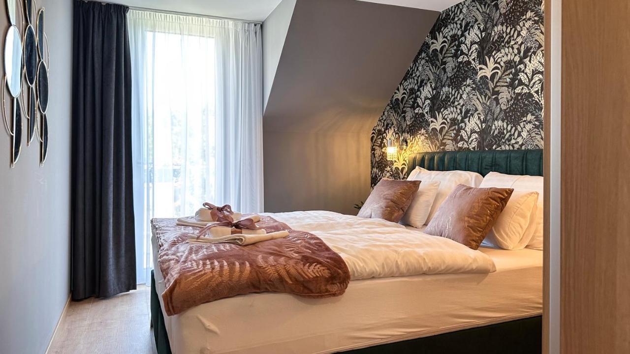 Linden Apartman 107 Glamour (Adults Only) โมชนมายารูวาร์ ภายนอก รูปภาพ
